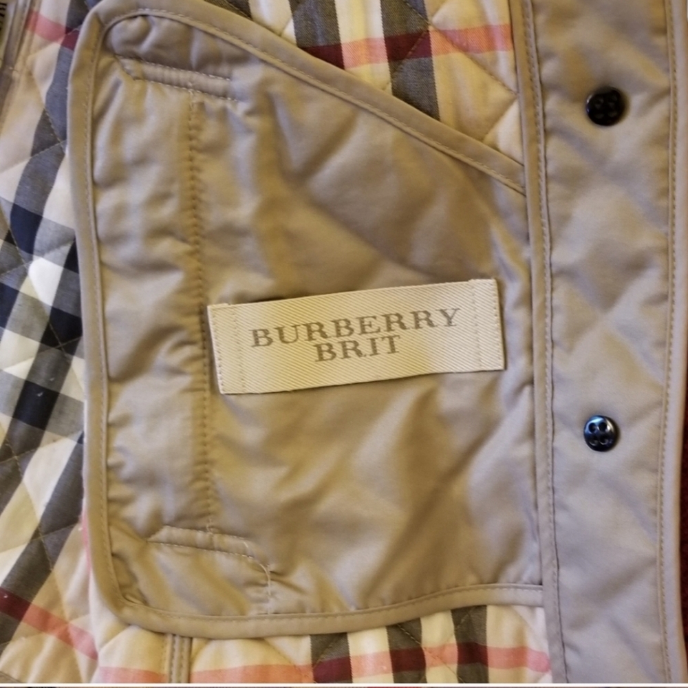 Burberry Quilt Jacket - Picture 6 of 13